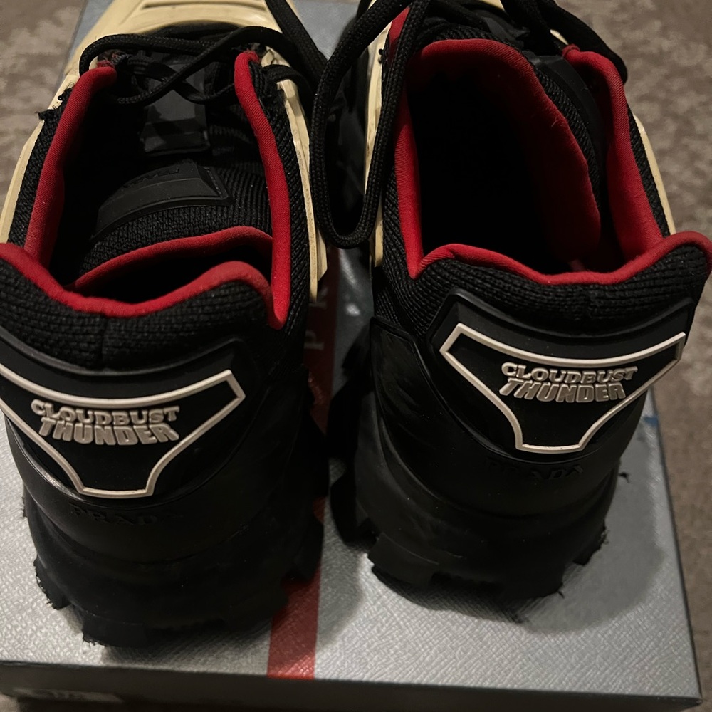 PRADA CLOUDBUST THUNDER WHITE AND BLACK SIZE 10 comes with everything - Picture 4 of 6